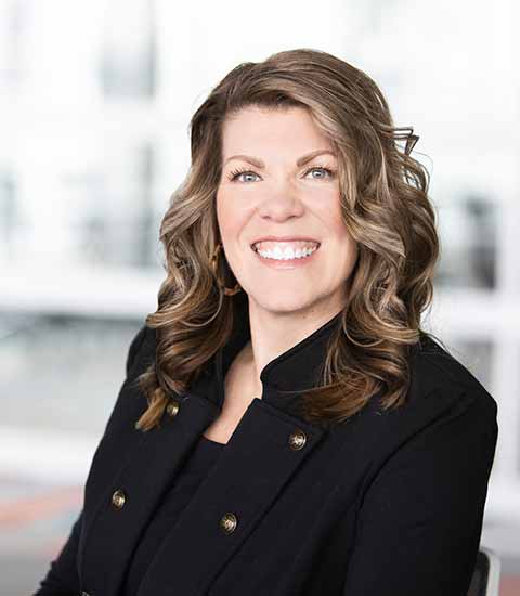 RAH-KerinZuger-Headshot-01-min