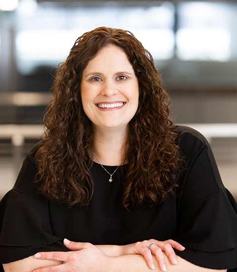 RAH-KristenErickson-Headshot-02-min